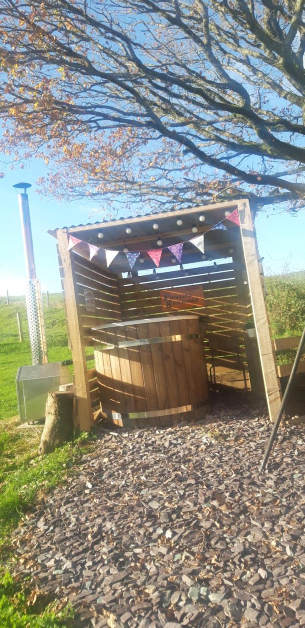 Under The Oak Glamping Ξενοδοχείο Caerphilly Εξωτερικό φωτογραφία